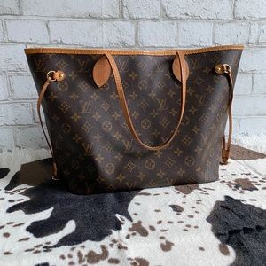 ❗️SOLD❗️Authentic Neverfull MM